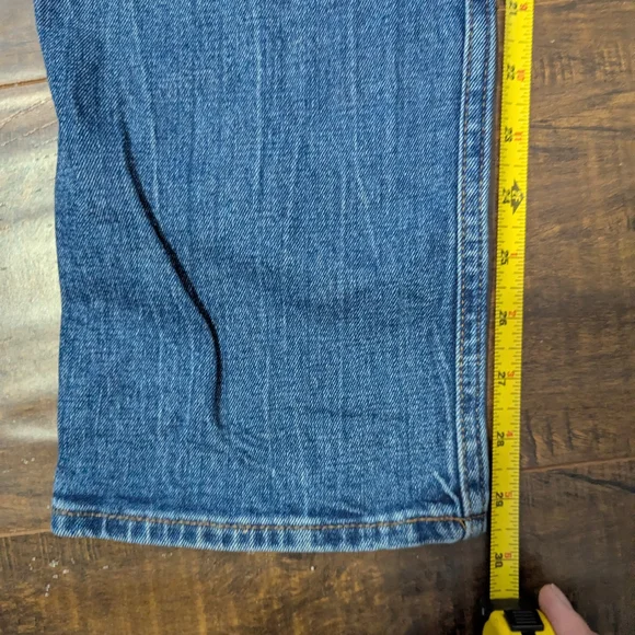 Abercrombie Curve Love High-Rise 90's Slim Straight Jeans - Picture 5 of 6